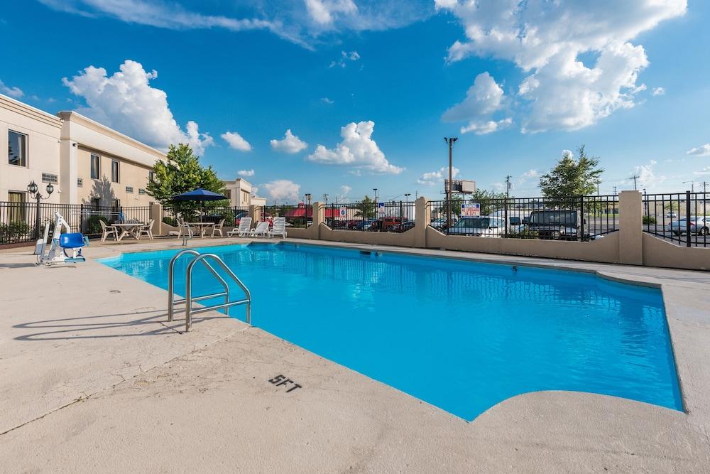Quality Inn & Suites Cincinnati Exteriér fotografie